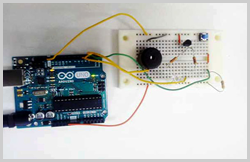 アルドゥイーノとブレッドボード