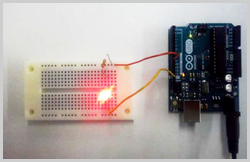 アルドゥイーノとLED